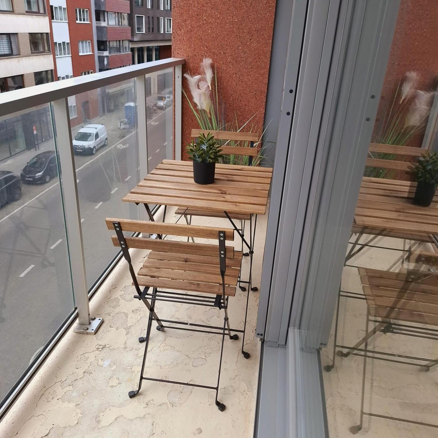 Luxueus, Ruim Appartement Op 350M Van Het Strand Ostende Exterior foto